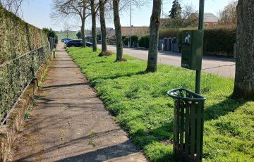 Installation de deux bornes d'hygiènes canines